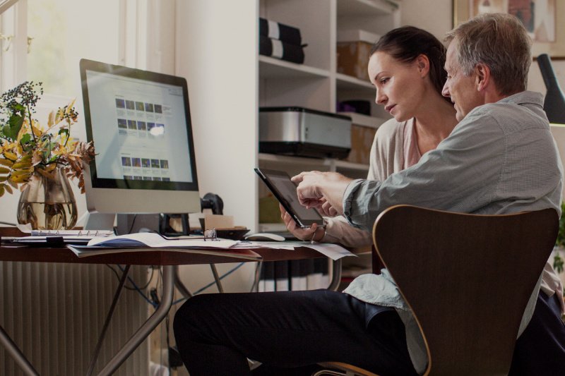 Verträge und Informationen digital prüfen